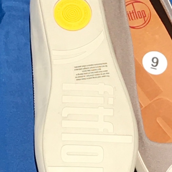 Fitflop Canvas and rubber slip ones (NWT) - Picture 2 of 3